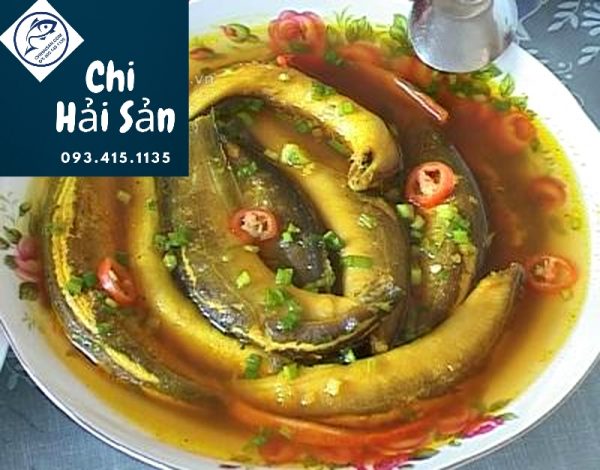 món cá kho sả nghệ