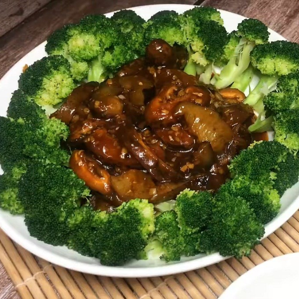 Hải sâm hầm nấm hương chất lượng