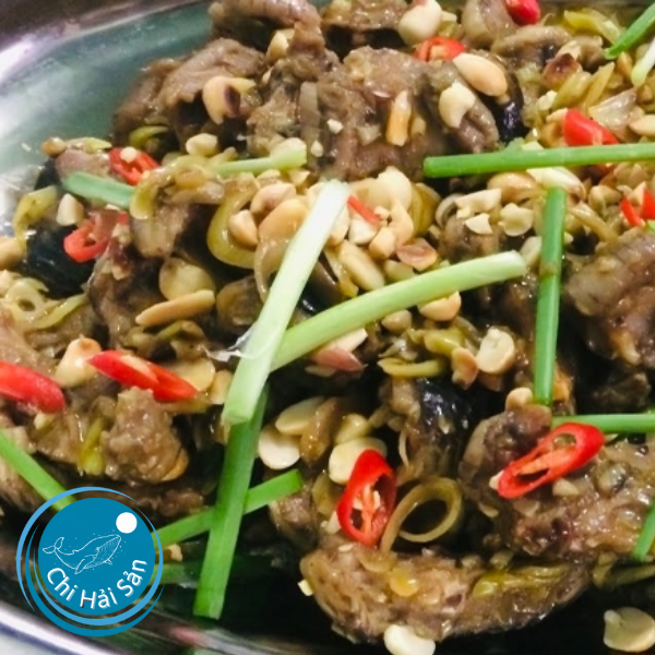 Rắn ri xào sả ớt