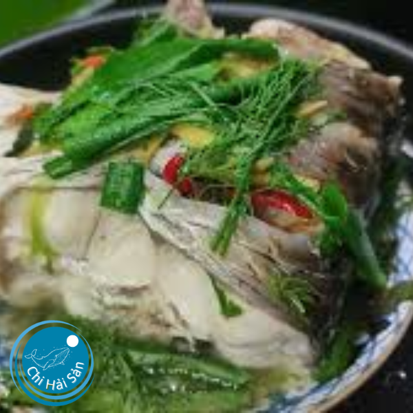 Cá trắm hấp hành lá