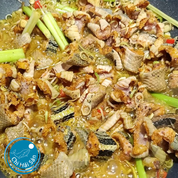 Rắn hổ hành hầm sả ớt